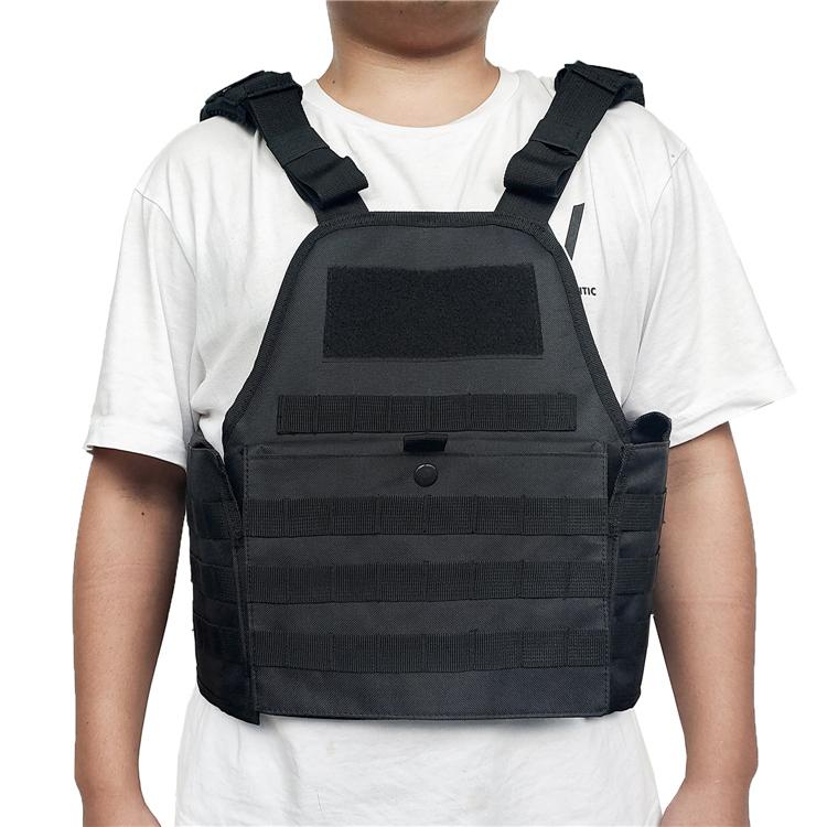 Outdoor Military Tactical CS Streetwear Molle Vest for Hunting Training